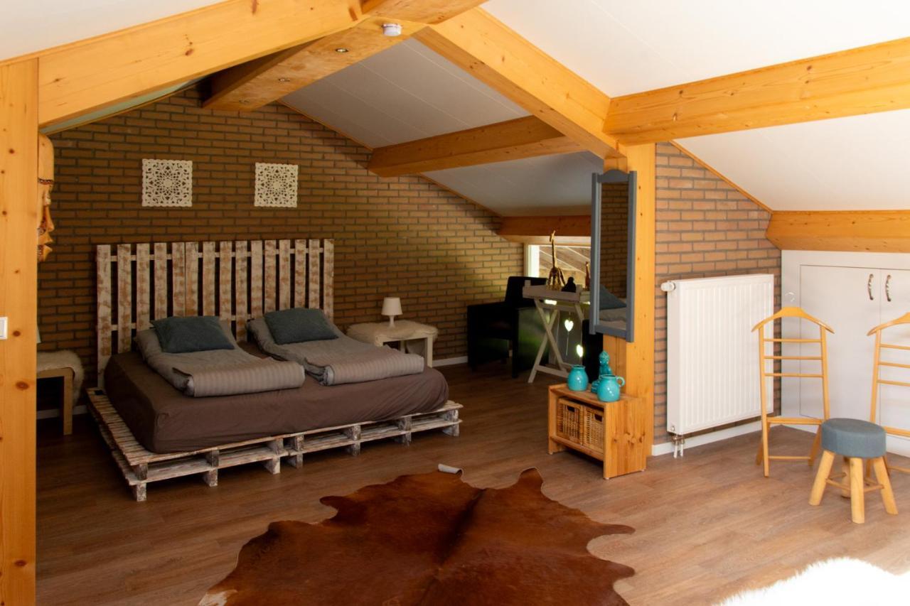 Bed And Breakfast Lindershoeve Bergeijk Exterior photo